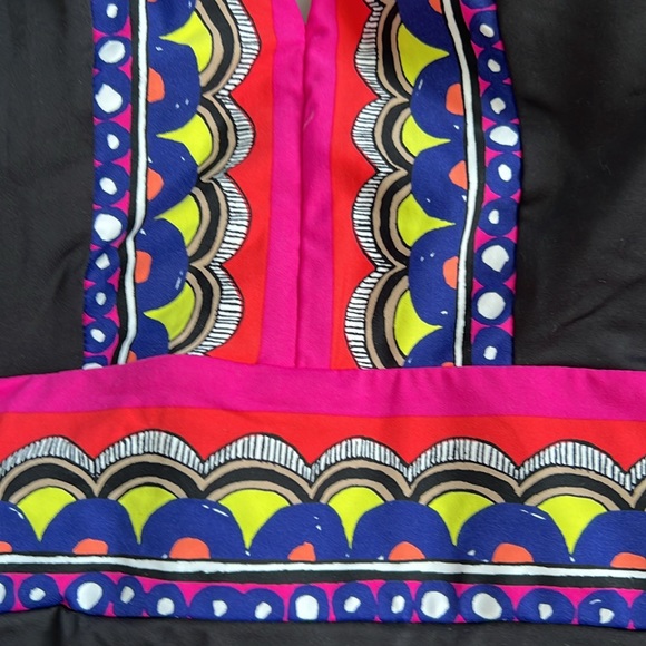 NWOT Trina Turk Plus Tanzania Scarf Plunge One Piece Swimsuit Size W22 - Picture 5 of 9